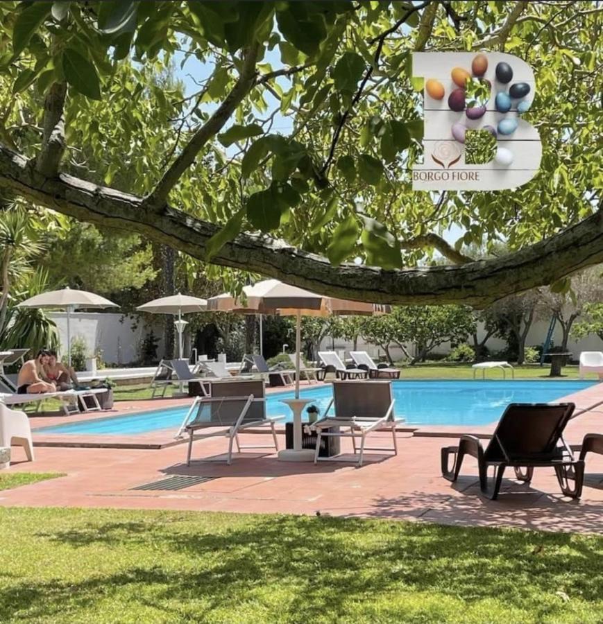 Borgo Fiore Country House サリーチェ・サレンティーノ エクステリア 写真