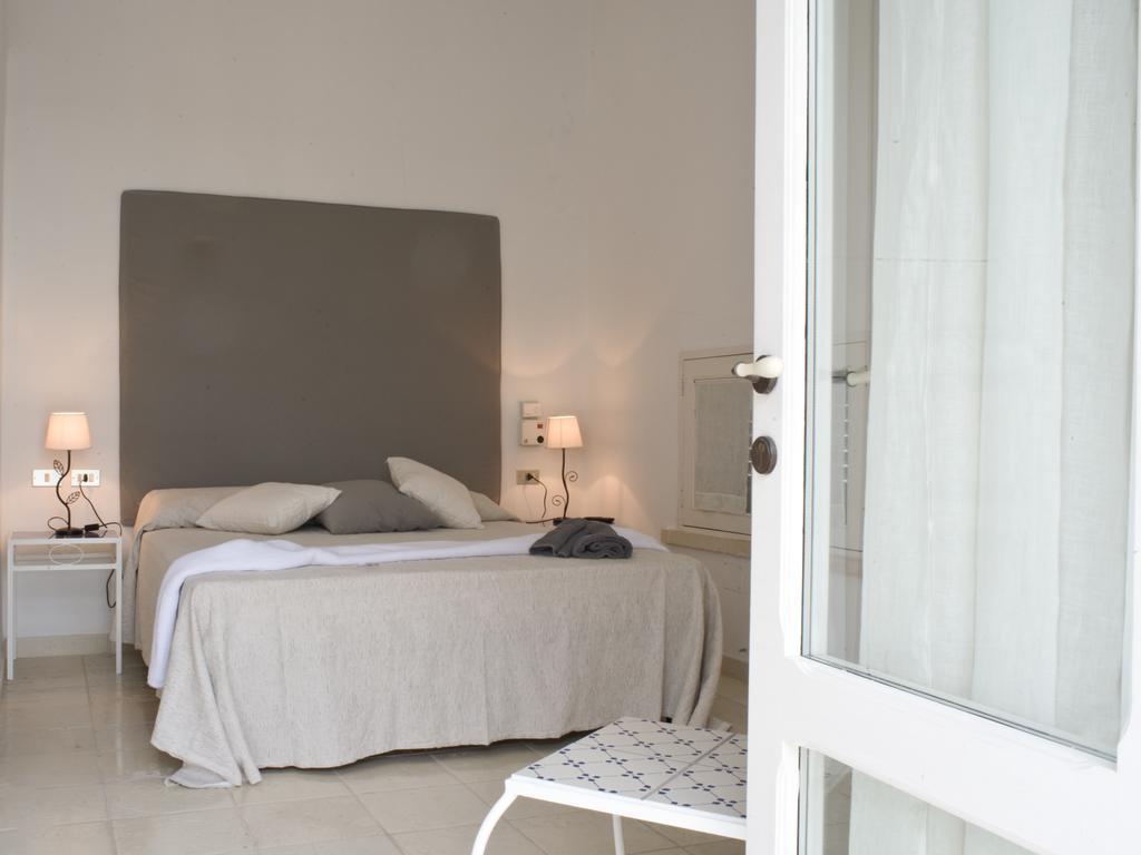 Borgo Fiore Country House サリーチェ・サレンティーノ エクステリア 写真